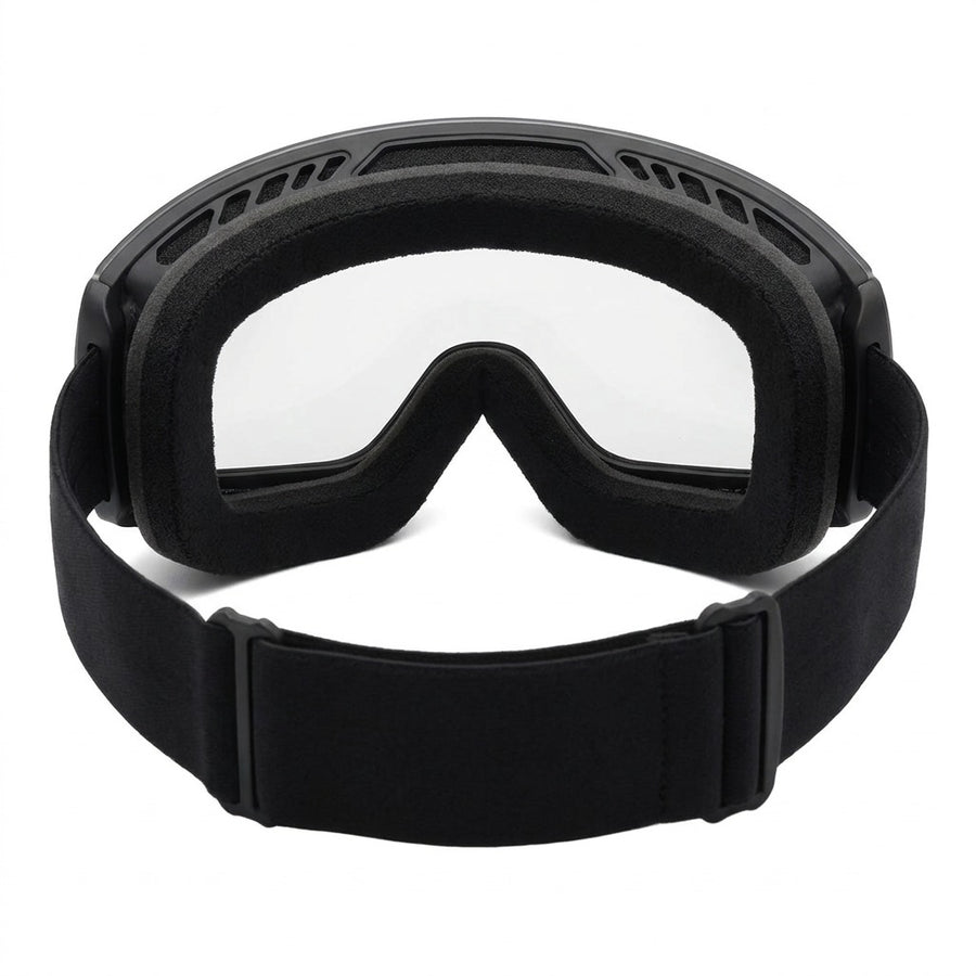 The inside with double lens and soft foam